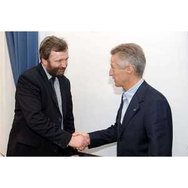 Riccardo Illy (Presidente Regione Friuli Venezia Giulia) con Ivan Zagar (Ministro per le Politiche Regionali della Slovenia). (Trieste 24/10/06)
