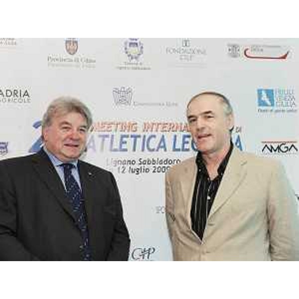 Elio De Anna (Assessore regionale Sport) e Giorgio Dannisi (Presidente Nuova Atletica Friuli) alla presentazione della 20a edizione del Meeting internazionale di Atletica leggera di Lignano Sabbiadoro, nella sede regionale di Udine. (Udine 03/07/09) 
