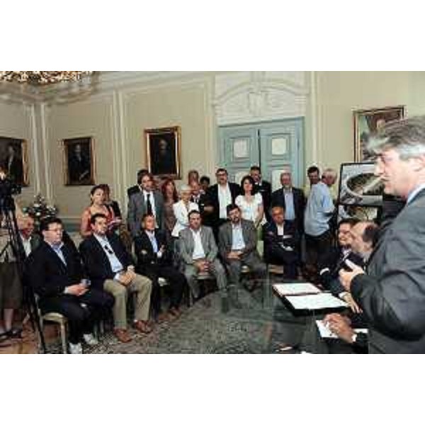 Renzo Tondo (presidente Friuli Venezia Giulia) mentre interviene in occasione dell'incontro per la firma del decreto per Villesse-Gorizia. (Gorizia, 16/07/09)
