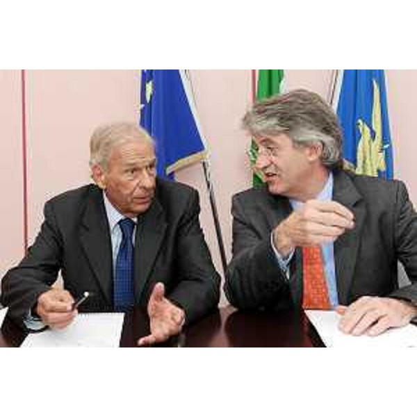 Renzo Tondo (presidente Friuli Venezia Giulia) ed Ettore Romoli (Sindaco di Gorizia) in occasione della seduta di Giunta regionale tenuta presso la sede della Regione a Gorizia. (Gorizia, 16/07/09)