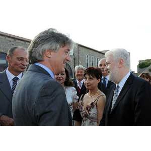 Renzo Tondo (presidente Friuli Venezia Giulia) con Mirko Cvetkovic (primo ministro Serbia) ed altre autorità in occasione dell'inaugurazione di una mostra. (Trieste, 16/07/09) 