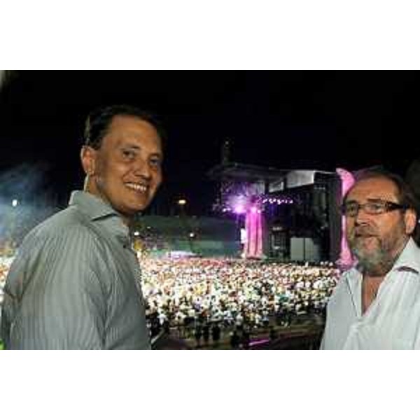 Luca Ciriani (Vicepresidente Friuli Venezia Giulia) con Loris Tramontin (Azalea Promotion) in occasione del concerto di Madonna. (Udine 16/07/09)