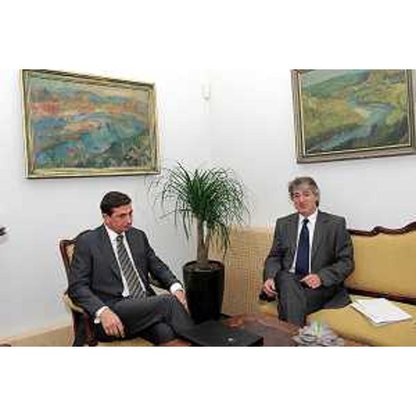Renzo Tondo (presidente Friuli Venezia Giulia) con Borut Pahor (primo ministro Slovenia) durante il loro incontro a Lubiana. (Lubiana, 21/07/09)