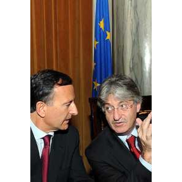 Renzo Tondo (presidente Friuli Venezia Giulia) con Franco Frattini (ministro degli Affari esteri). (Trieste, 22/07/09)