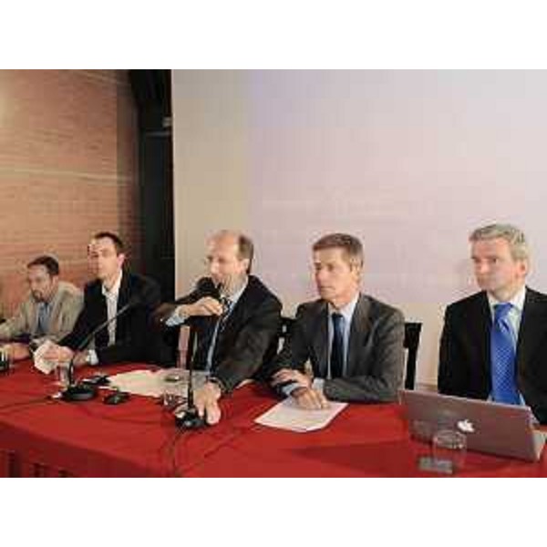 Riccardo Riccardi (Assessore regionale Viabilità e Trasporti) alla Conferenza dei servizi per la realizzazione della terza corsia autostradale della A4 lungo il tratto Gonars-Villesse, a Palmanova. (Palmanova 27/07/09) 