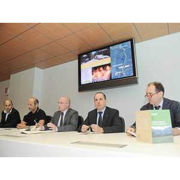 Claudio Violino (Assessore regionale Risorse agricole, naturali e forestali) alla presentazione della Giornata dimostrativa su "Legna e cippato in moderne caldaie", a Udine. (07/09/09)