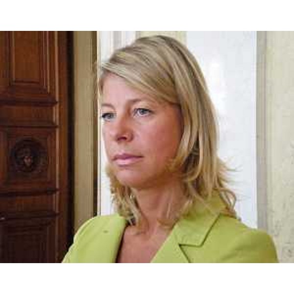 Federica Seganti (Assessore regionale sicurezza) al termine della conferenza stampa per l'illustrazione delle domande di contributi degli Enti locali a fronte di presentazione di progetthi per la sicurezza. (Trieste 10/09/09) 