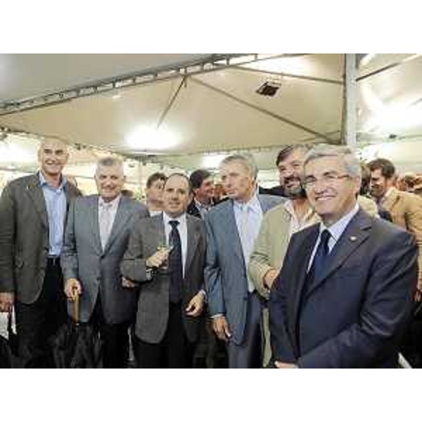 Claudio Violino (Assessore regionale Risorse agricole, naturali e forestali) alla cerimonia inaugurale di Friuli DOC, a Udine. (Udine 17/09/09) 