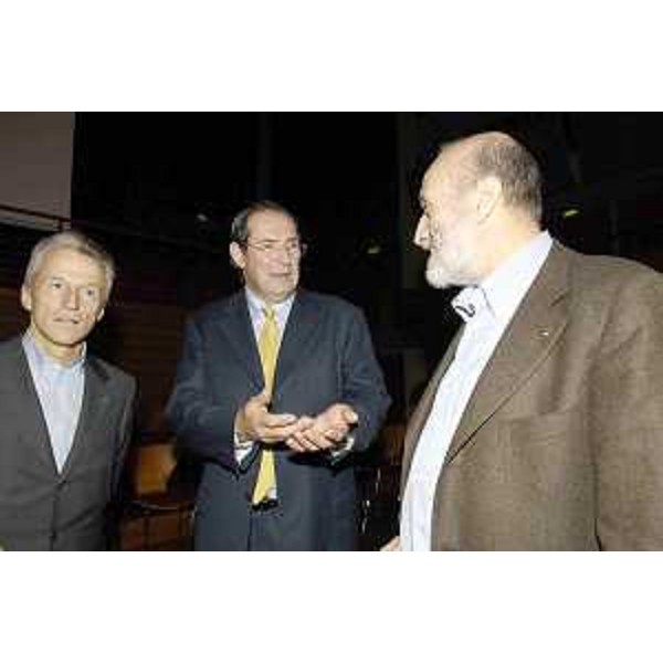 Riccardo Illy (Presidente Regione Friuli Venezia Giulia) ritratto durante le premiazioni dei Vini d'Italia 2007 al Salone del Gusto di Torino (Torino 28/10/06)