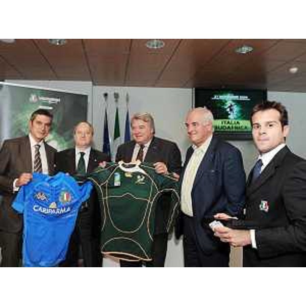 Elio De Anna (Assessore regionale Sport), Enzo Cainero (Project manager Cariparma Test Match Italia/Sudafrica) e Zeno Zanandrea (Vicepresidente Federazione Italiana Rugby) presentano il Cariparma Test Match Italia/Sudafrica di rugby. (Udine 24/09/09)