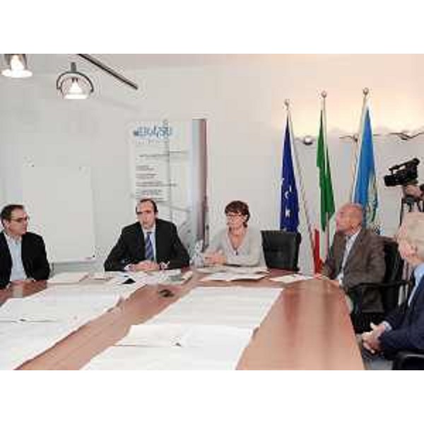 Marco Vascotto (Presidente ERdiSU Trieste) e Alessia Rosolen (Assessore regionale Università). (Trieste 28/09/09) 