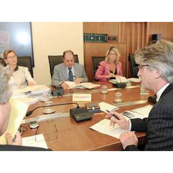 Renzo Tondo (Presidente Friuli Venezia Giulia) e assessori regionali nel corso della riunione di Giunta, in Consiglio regionale a Trieste. (Trieste 30/09/09)