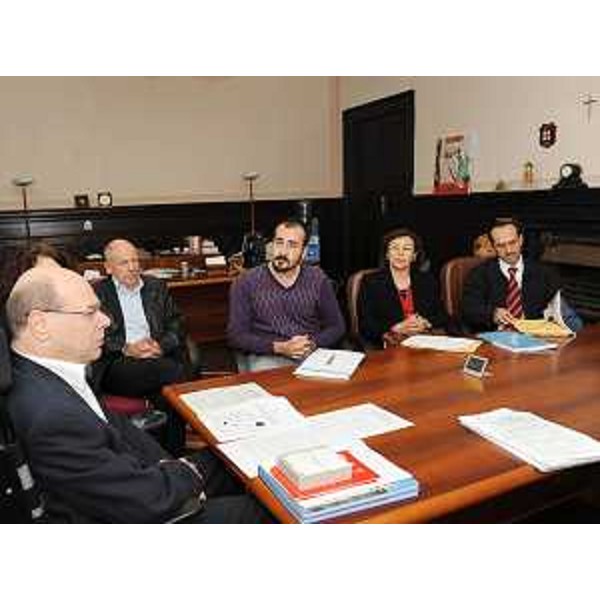 Vladimir Kosic (Assessore regionale Salute e Protezione sociale) con la delegazione turca del progetto europeo "We are in". (Trieste 01/09/09)