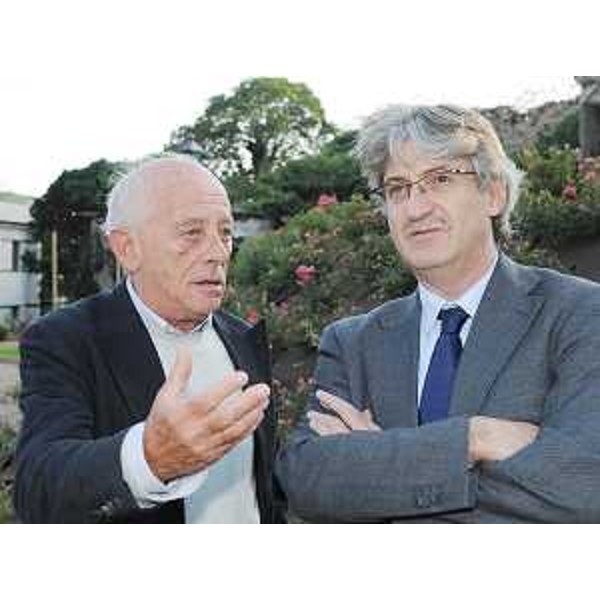 Franco Rotelli (Direttore generale ASS 1 Triestina) e Renzo Tondo (Presidente Friuli Venezia Giulia) all'inaugurazione di "Oltre il giardino" all'ex OPP nel comprensorio di San Giovanni. (Trieste 03/10/09)