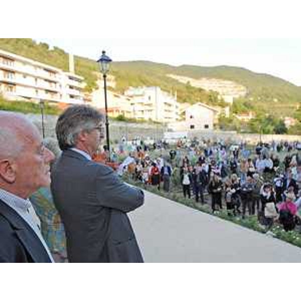 Franco Rotelli (Direttore generale ASS 1 Triestina) e Renzo Tondo (Presidente Friuli Venezia Giulia) all'inaugurazione di "Oltre il giardino" all'ex OPP nel comprensorio di San Giovanni. (Trieste 03/10/09)