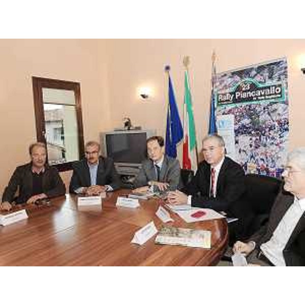 Luca Ciriani (Assessore regionale Attività produttive) nel corso della presentazione della 23a edizione del Rally Piancavallo. (Pordenone 05/10/09)