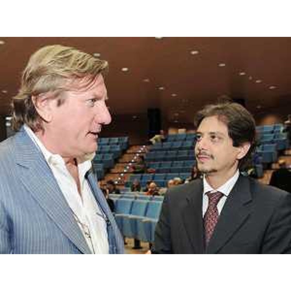 Giorgio Brandolin (Presidente provinciale CONI Gorizia) e Vincenzo Martines (Vicesindaco Udine) alla 2a Conferenza regionale per lo Sport. (Udine 12/10/09)