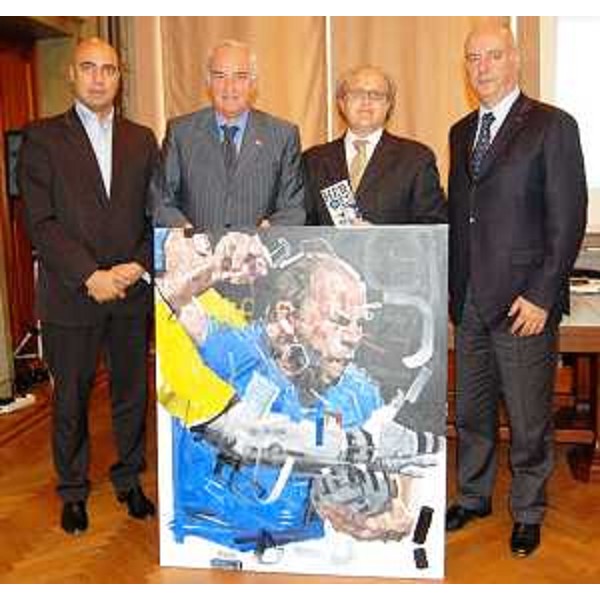Presentazione della mostra di pittura "Heroes" di Weiner Vaccari, nella Sala Affreschi della Provincia di Pordenone. (Pordenone 26/10/09)
