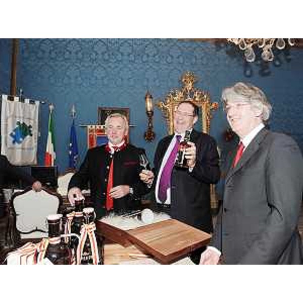 Gerhard Doerfler (Governatore Carinzia), Giancarlo Galan (Presidente Veneto) e Renzo Tondo (Presidente Friuli Venezia Giulia) a Palazzo Balbi a Venezia in occasione della Trilaterale Veneto-FVG-Carinzia. (Venezia 17/11/09)