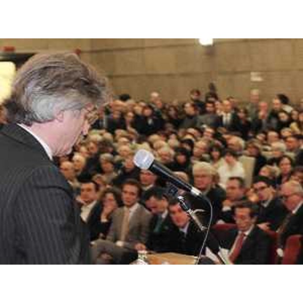 Renzo Tondo (Presidente Friuli Venezia Giulia) interviene alla cerimonia di inaugurazione dell'Anno Accademico 2009-2010 dell'Università di Trieste. (Trieste 23/11/09)