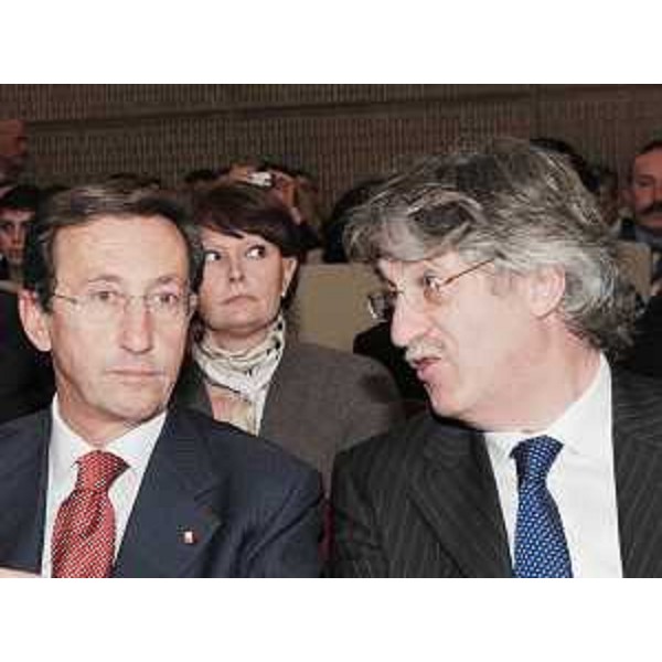 Gianfranco Fini (Presidente Camera Deputati) e Renzo Tondo (Presidente Friuli Venezia Giulia) alla cerimonia di inaugurazione dell'Anno Accademico 2009-2010 dell'Università di Trieste. (Trieste 23/11/09)