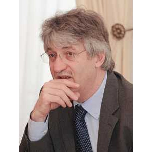 Renzo Tondo (Presidente Friuli Venezia Giulia) nel corso della riunione della Giunta regionale nella sede della Regione in piazza Unità d'Italia a Trieste. (Trieste 26/11/09)