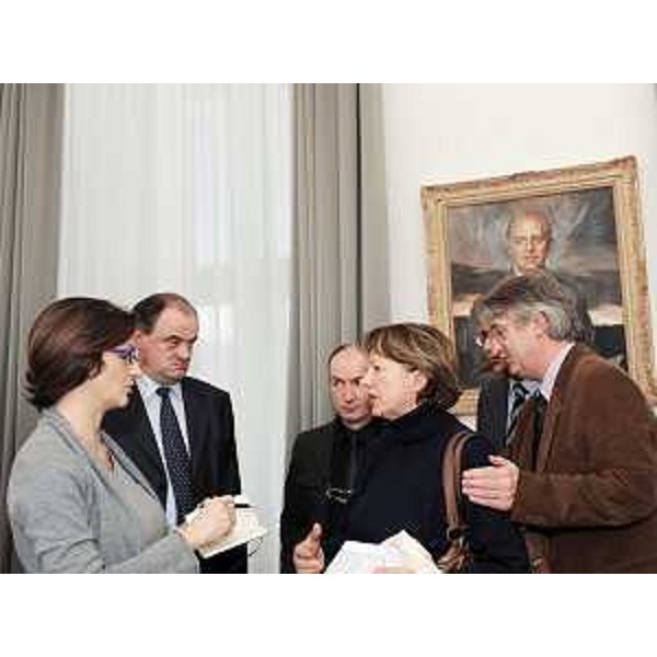 Mariastella Gelmini (Ministro Università e Ricerca), Roberto Molinaro (Assessore regionale Istruzione), Cristiana Compagno (Rettore Università Udine) e Renzo Tondo (Presidente Friuli Venezia Giulia) nella sede della Regione. (Trieste 30/11/09)