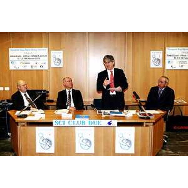 Renzo Tondo (Presidente Friuli Venezia Giulia) nel corso della conferenza stampa di presentazione della finale di Coppa Europea Disabili Sci (European Cup Alpine Skiing Disabled), al Museo Gortani di Tolmezzo. (Tolmezzo 25/01/10)