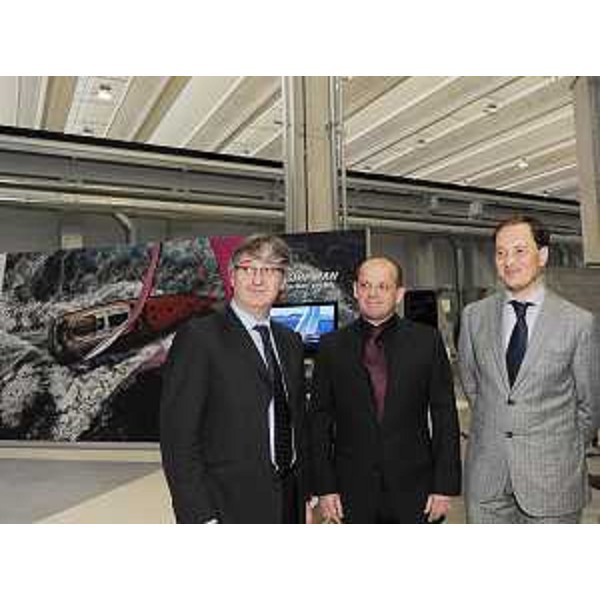 Renzo Tondo (Presidente Friuli Venezia Giulia), Jernej Jakopin (Fondatore Seaway Technologies) e Luca Ciriani (Vicepresidente FVG e Assessore regionale Attività produttive) all'inaugurazione dello stabilimento della Seaway Technologies nel polo nautico della zona industriale del Lisert. (Monfalcone 05/02/10)