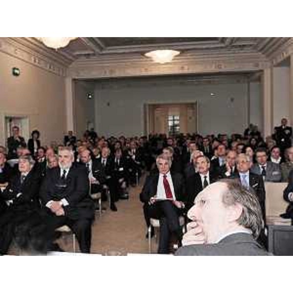 Riccardo Riccardi (Assessore regionale Mobilità e Infrastrutture di Trasporto) al convegno "Lo spazio mediterraneo della mobilità", all'Hotel Savoia a Trieste. (Trieste 05/02/10)