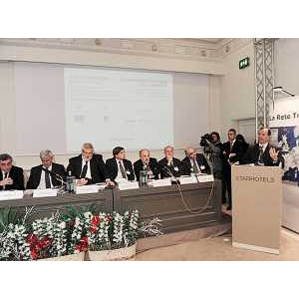 Franco Frattini (Ministro Affari esteri) interviene al convegno "Lo spazio mediterraneo della mobilità", all'Hotel Savoia a Trieste. (Trieste 05/02/10)