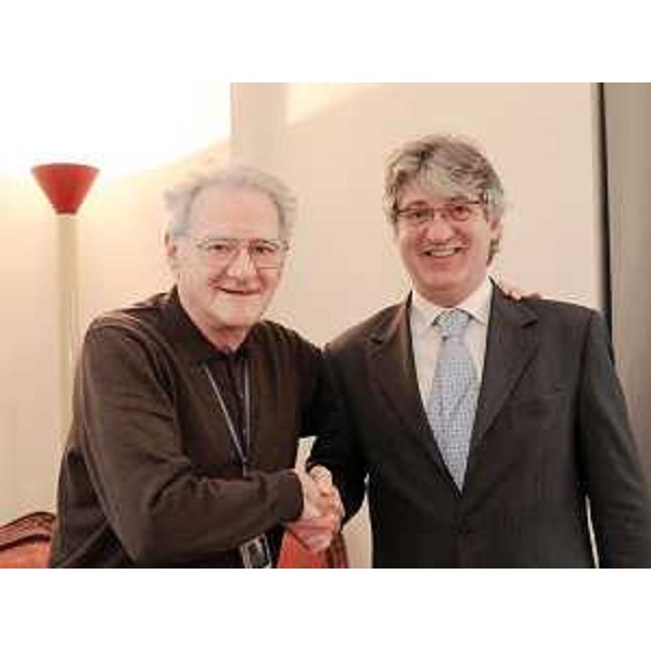 Teddy Reno (Cantante e talent scout) e Renzo Tondo (Presidente Friuli Venezia Giulia) nella sede della Regione. (Trieste 11/02/10)