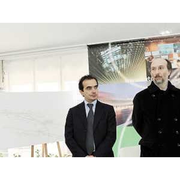 R.Riccardi (Assessore regionale Viabilità e Trasporti) e D.Melò (a.d. Autovie Venete) all'inaugurazione dei collegamenti stradali al casello autostradale di Ronchis sulla A4 Venezia-Trieste. (Ronchis 17/02/10)