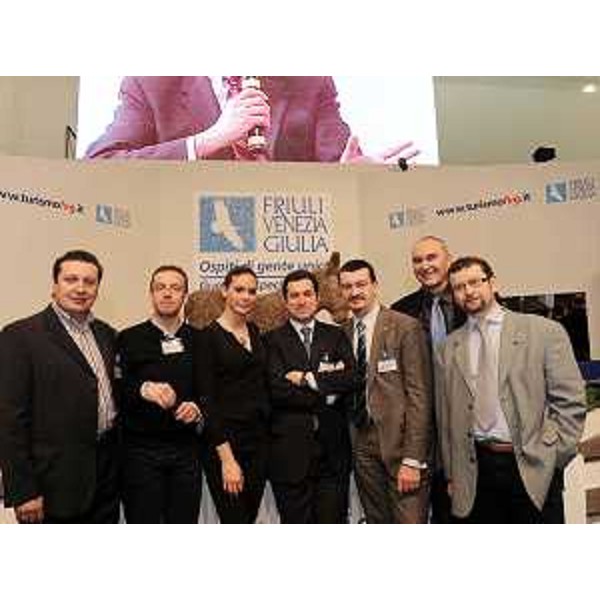Consiglieri regionali nello stand della Turismo FVG alla BIT di Milano: Enzo Marsilio, Sandro Della Mea, Franco Iacop, Roberto Asquini, Maurizio Franz e Roberto Marin. (Milano 19/02/10)