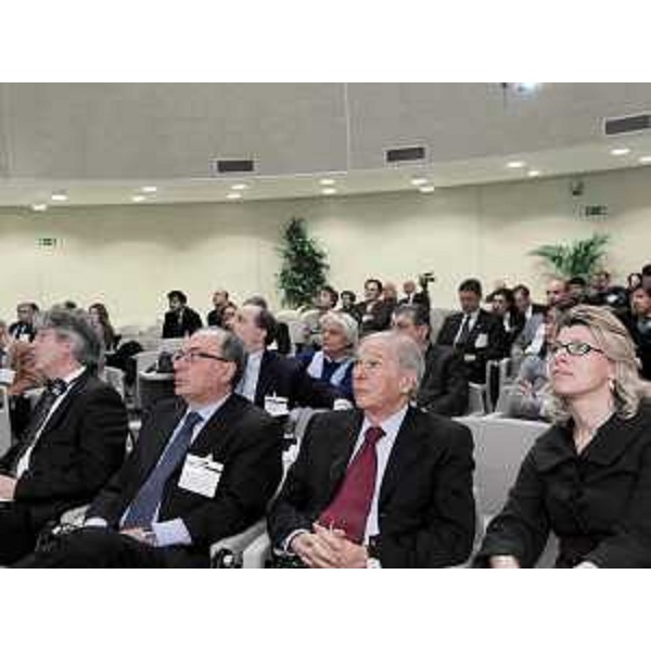 Renzo Tondo (Presidente Friuli Venezia Giulia), Alfredo Mantica (Sottosegretario Esteri), Ettore Romoli (Sindaco Gorizia) e Federica Seganti (Assessore regionale Relazioni internazionali e comunitarie). (Gorizia 09/03/10)