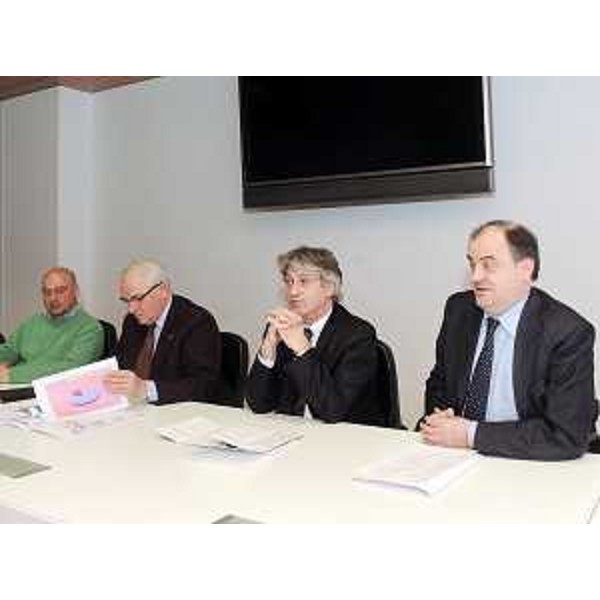 Marco Goldin (Curatore mostra "Da Courbet a Monet"), Enzo Cainero (Commissario str. Azienda speciale Villa Manin), Renzo Tondo (Presidente Friuli Venezia Giulia) e Roberto Molinaro (Assessore regionale Cultura) in conferenza stampa sulle manifestazioni di Villa Manin. (Udine 09/03/10)