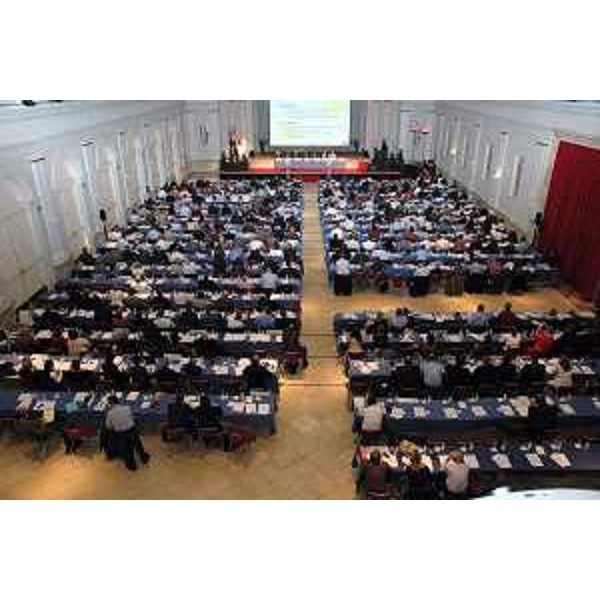 Vista panoramica della sala lavori dell' Assemblea ARE a Palma di Maioraca. (Palma di Mariorca 09/11/06)