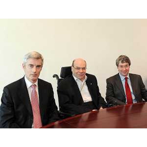 Paolo Bordon (Direttore ASS 5 Bassa Friulana), Vladimir Kosic (Assessore regionale Salute, Integrazione sociosanitaria e Politiche sociali), e Fabio Samani (Direttore ASS 1 Triestina) nella palazzina dell'Aeroporto FVG. (Ronchi dei Legionari 25/03/10)