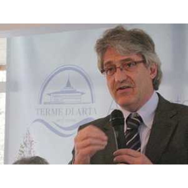 Renzo Tondo (Presidente Friuli Venezia Giulia) alle Terme di Arta. (Arta Terme 17/04/10)