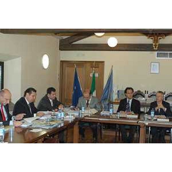 Seduta della Giunta Regionale tenutasi a Pavia di Udine. (Pavia di Udine 07/11/06)