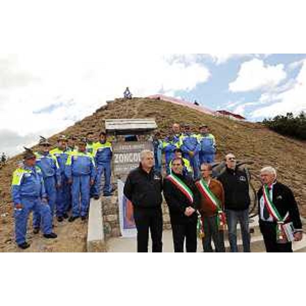 Riccardo Riccardi (Assessore regionale Protezione civile), Guglielmo Berlasso (Direttore Protezione civile FVG) e i sindaci Romeo Rovis (Ovaro), Flavio De Antoni (Comeglians) e Dario De Alti (Cercivento). (Monte Zoncolan 22/05/10)