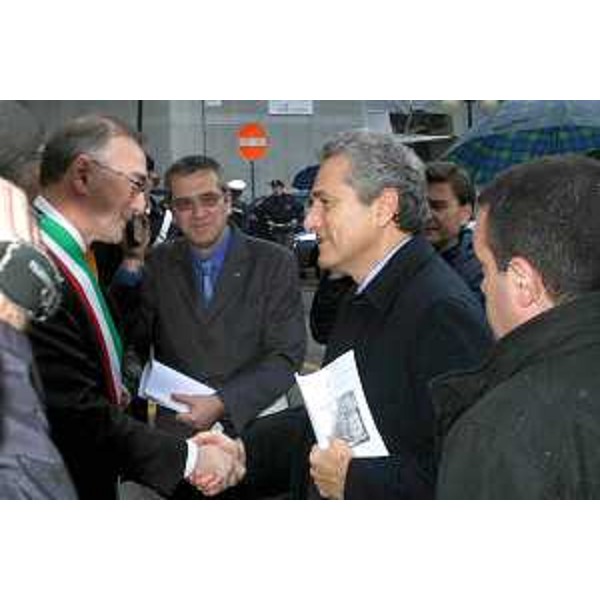 Francesco Rutelli (Vicepresidente del Consiglio e Ministro per i Beni e le Attività Culturali) con Alviano Scarel (Sindaco di Aquileia) ritratti in occasione dell'inconrto per il rilancio di Aquileia (Aquileia 20/11/06)