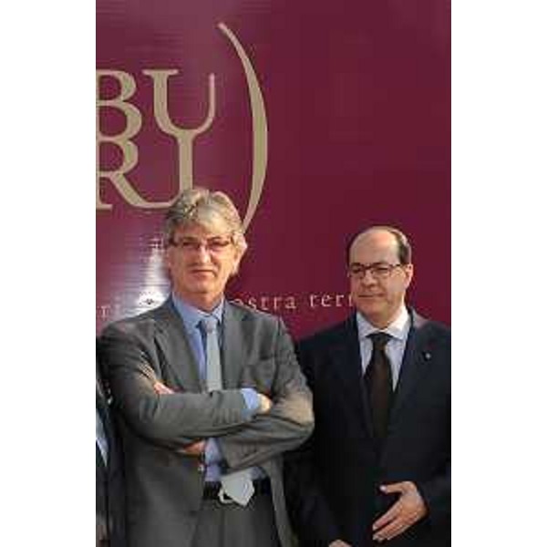 Renzo Tondo (Presidente Friuli Venezia Giulia) e Paolo De Castro (Presidente Commissione Agricoltura e Sviluppo rurale Parlamento europeo) all'inaugurazione della 78a edizione della Fiera dei Vini di Buttrio. (Buttrio 04/06/10)