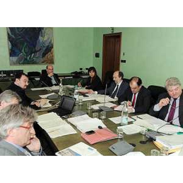 Renzo Tondo (Presidente Friuli Venezia Giulia) presiede la riunione della Giunta regionale, nella sede del Consiglio regionale. (Trieste 04/06/10)