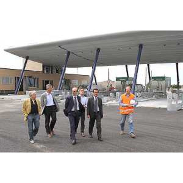 Riccardo Riccardi (Assessore regionale Viabilità e Trasporti) con Emilio Terpin (Presidente Autovie Venete) e Dario Melò (Amministratore delegato Autovie Venete) nel corso del sopralluogo al cantiere del lotto 29 sulla A28. (19/06/10)