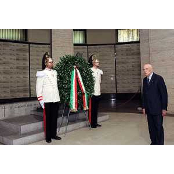 Il Presidente della Repubblica Italiana Giorgio Napolitano al Tempio Ossario della Chiesa di San Nicolò in Udine. (Udine, 14/07/2010)