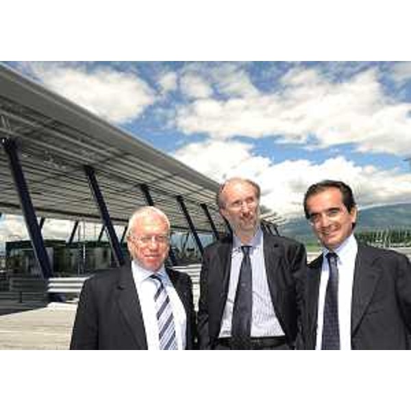 Emilio Terpin (Presidente Autovie Venete), Riccardo Riccardi (Assessore Viabilità e Trasporti Friuli Venezia Giulia) e Dario Melò (Amministratore delegato Autovie Venete) all' "apertura tecnica" della A28. (Porcia 30/07/10)