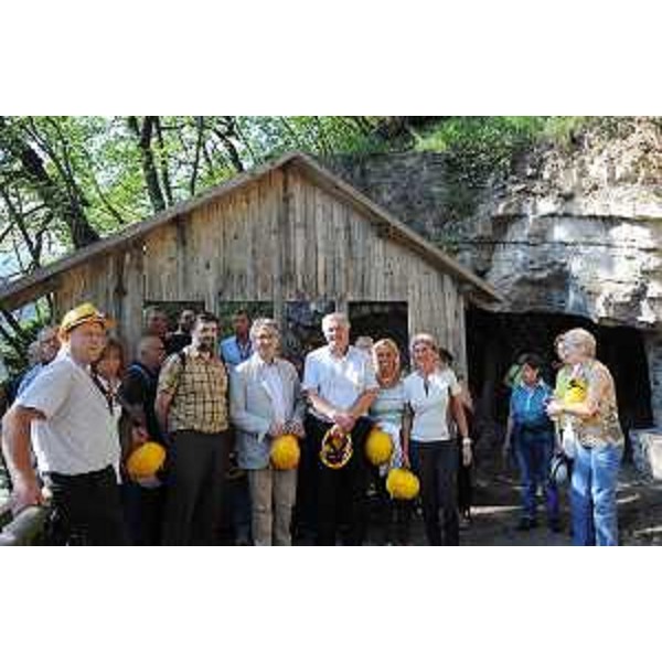 Renzo Tondo (Presidente Friuli Venezia Giulia) visita la miniera di carbone di Cludinico, in comune di Ovaro. (Cludinico 02/08/10)