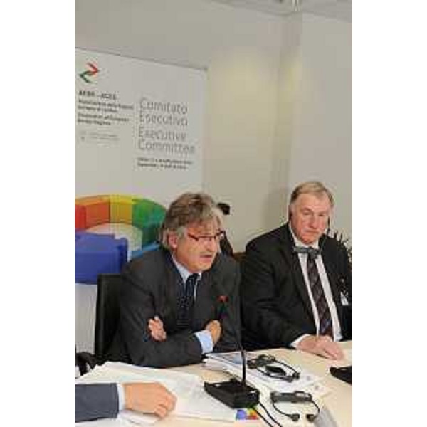 Renzo Tondo (Presidente Friuli Venezia Giulia e Vicepresidente Comitato esecutivo AEBR) e Karl-Heinz Lambertz (Presidente Comitato esecutivo AEBR) all'assemblea plenaria del Comitato esecutivo dell'Associazione delle regioni europee di confine (AEBR). (Udine 17/09/10)