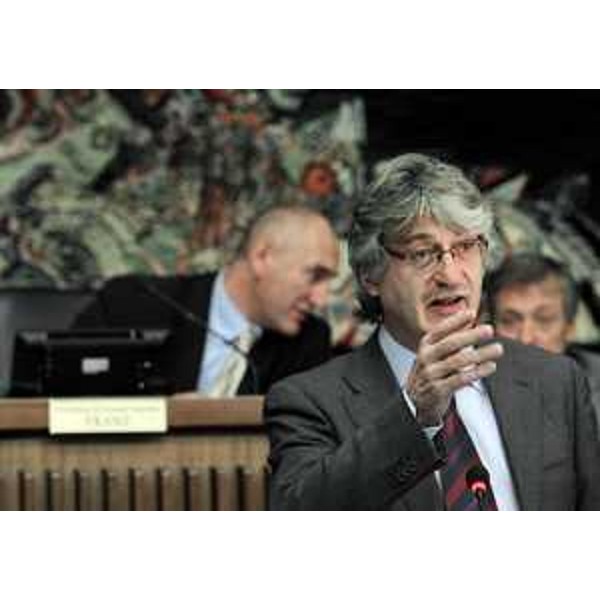 Renzo Tondo (Presidente Friuli Venezia Giulia) nel corso del Question Time in Consiglio regionale. (Trieste 29/09/10)